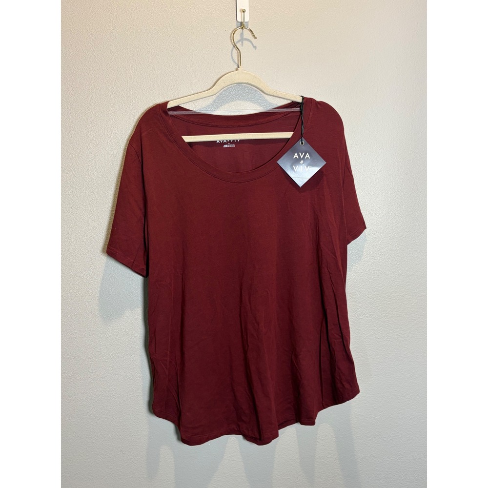 Ava & Viv Womens 1X Burgundy Scoop Neck Short Sleeve T-Shirt Curved Hem NWT